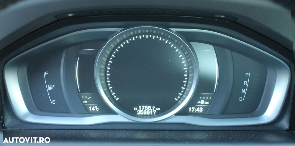 Volvo XC 60 D4 Geartronic Ocean Race - 19
