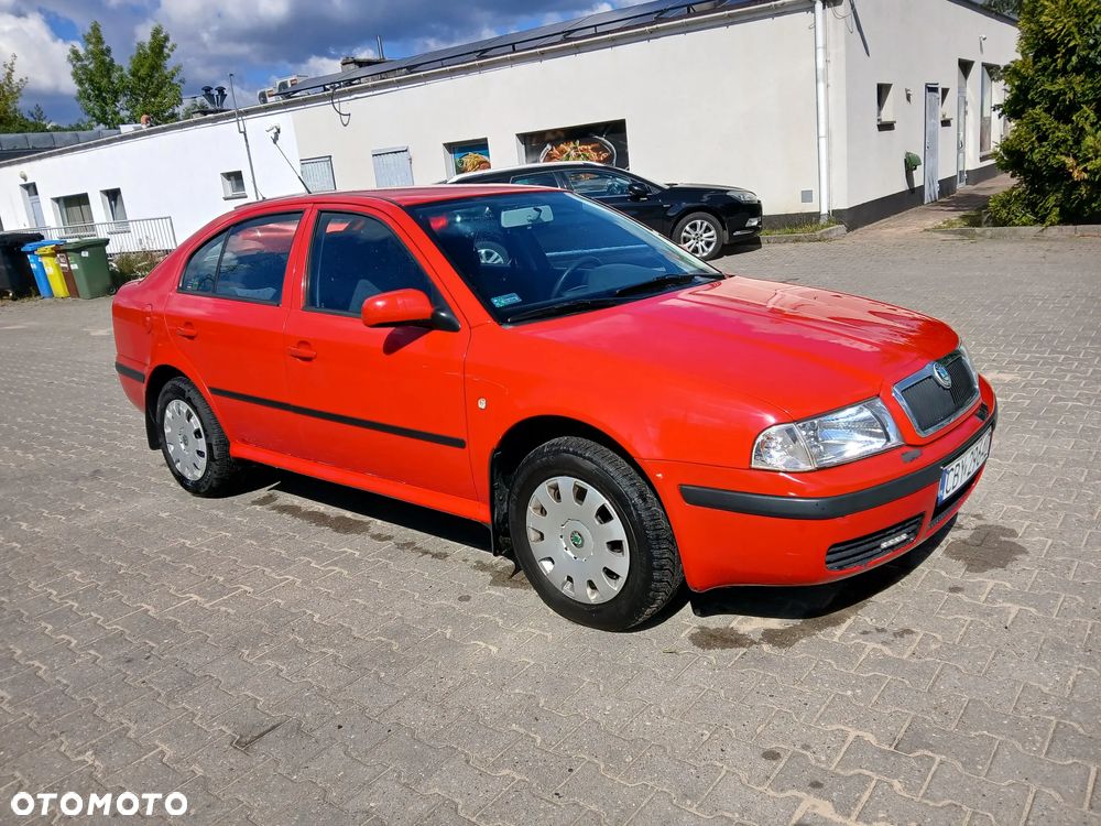 Skoda Octavia 1.6 Elegance - 10