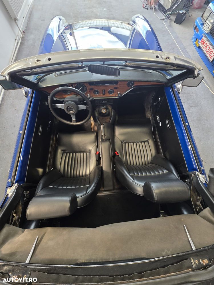 Triumph Spitfire - 21