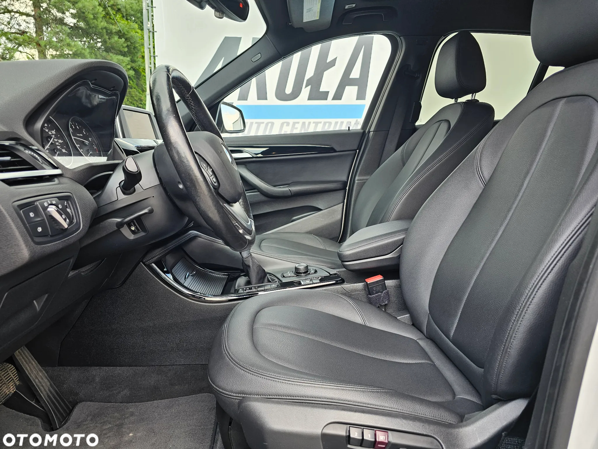 BMW X1 xDrive25i Sport Line - 17
