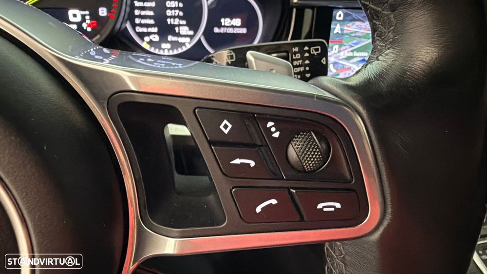 Porsche Panamera Sport Turismo 4 E-Hybrid 10 Years Edition - 32