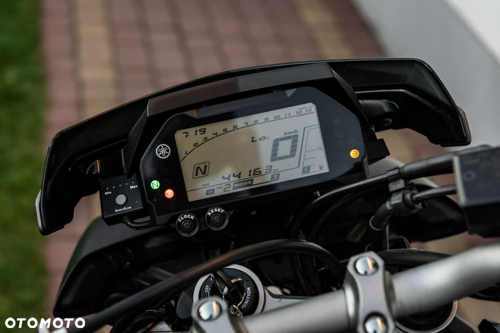Yamaha MT - 8
