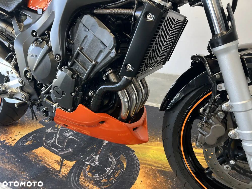 Yamaha FZ6 - 20