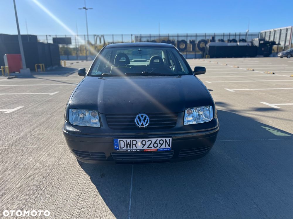 Volkswagen Bora 2000 photo 2