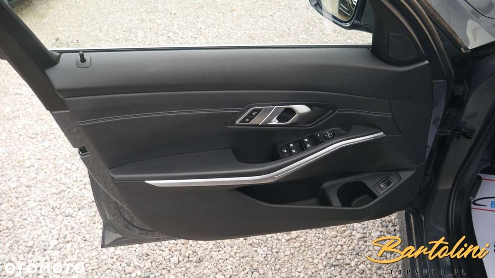BMW Seria 3 - 14
