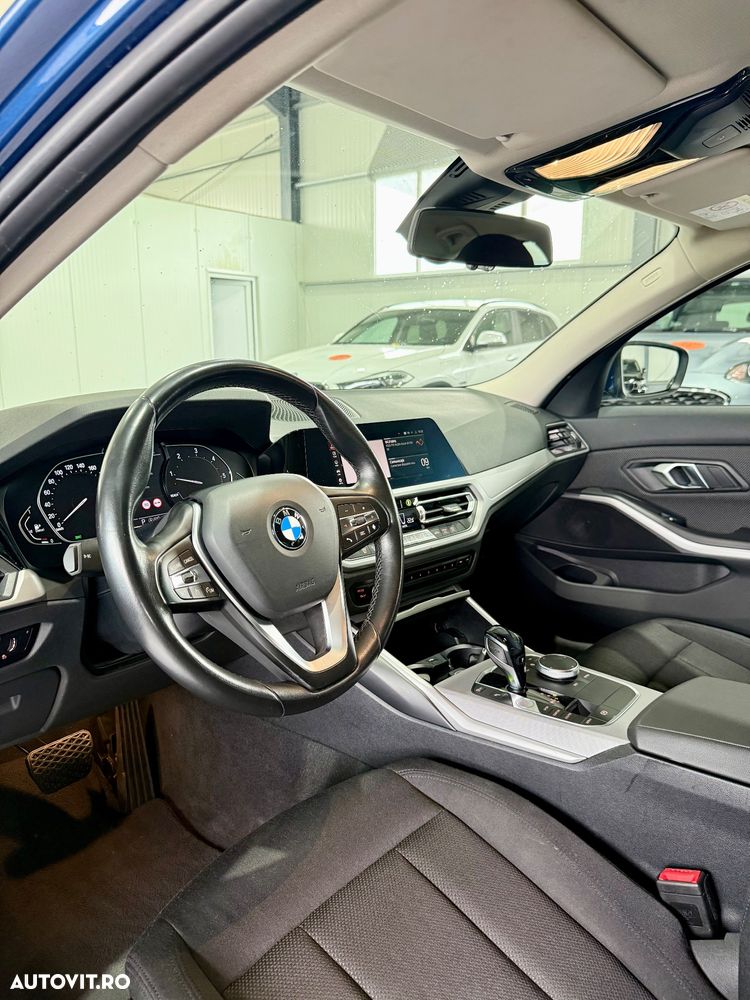 BMW Seria 3 320d xDrive Aut. - 8