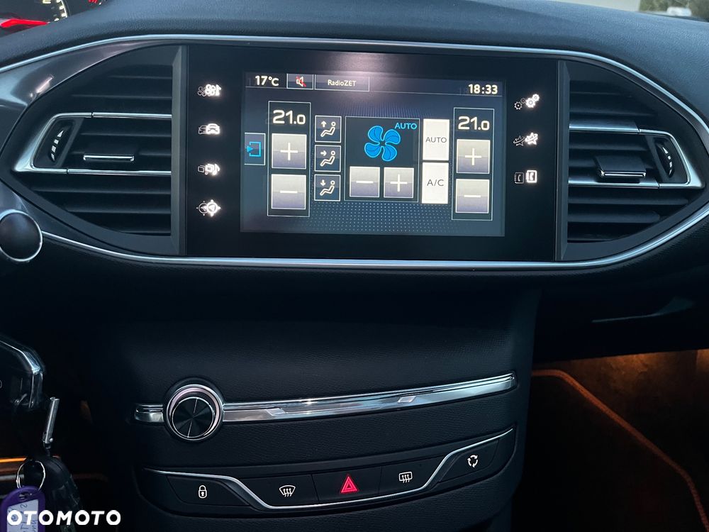 Peugeot 308 PureTech 130 EAT6 Stop & Start GT-Line Edition - 25