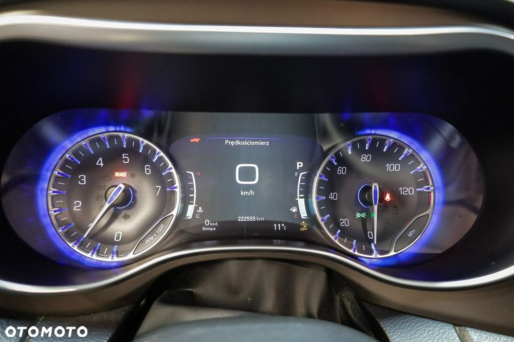 Chrysler Pacifica 2016