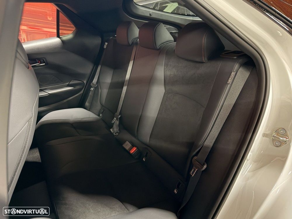 Toyota C-HR 2.0 HDF Plug-in GR Sport Premiere Edition - 7