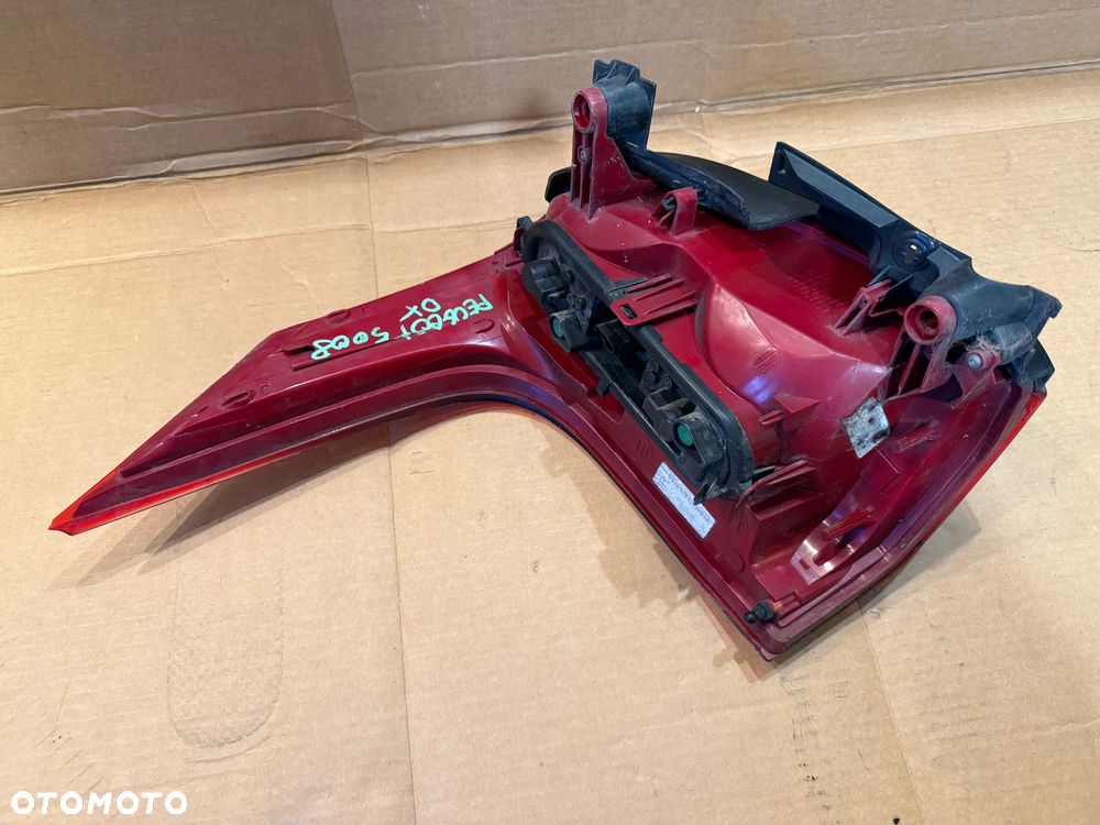 Lampa tylna Peugeot 5008 I 2009- prawa lewa tył 9672666680 9672666580 OE - 4