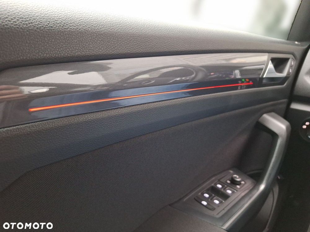 Volkswagen T-Roc 1.5 TSI GPF ACT Premium DSG - 29