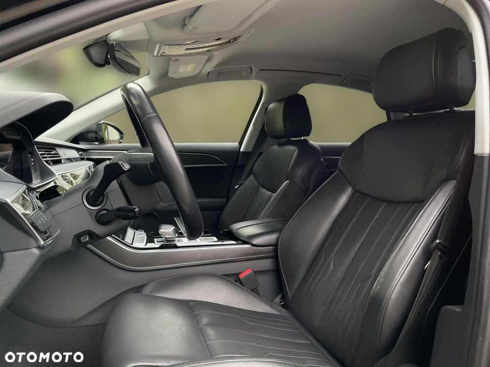 Audi A8 - 11