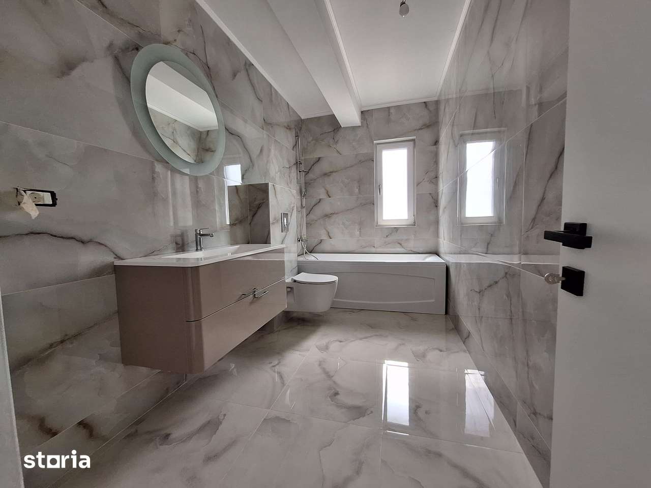 Vilă modernă cu teren generos – lângă Paradisul Verde - Imagine principală: 4/12