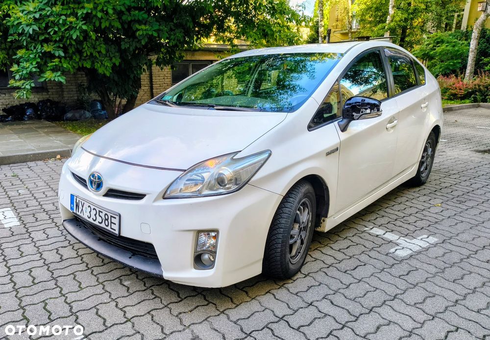Toyota Prius 1.8 HSD Active - 1
