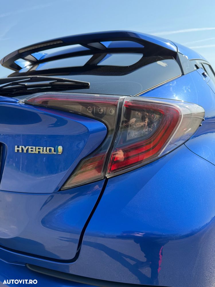 Toyota C-HR 1.8 HSD 4x2 CVT C-ult LED - 12