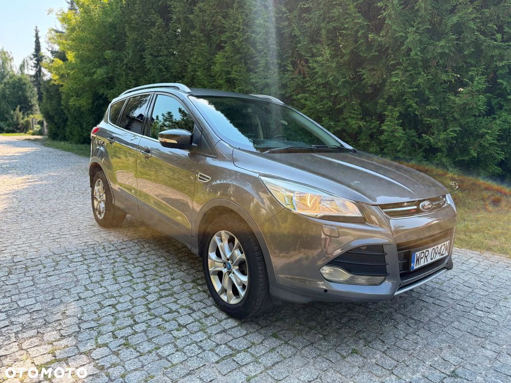 Ford Escape 2.0 EcoBoost AWD Titanium - 3