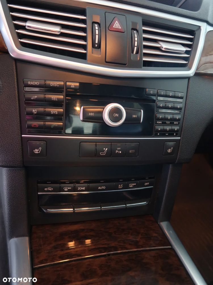 Mercedes-Benz Klasa E 200 CDI DPF BlueEFFICIENCY 7G-TRONIC - 14