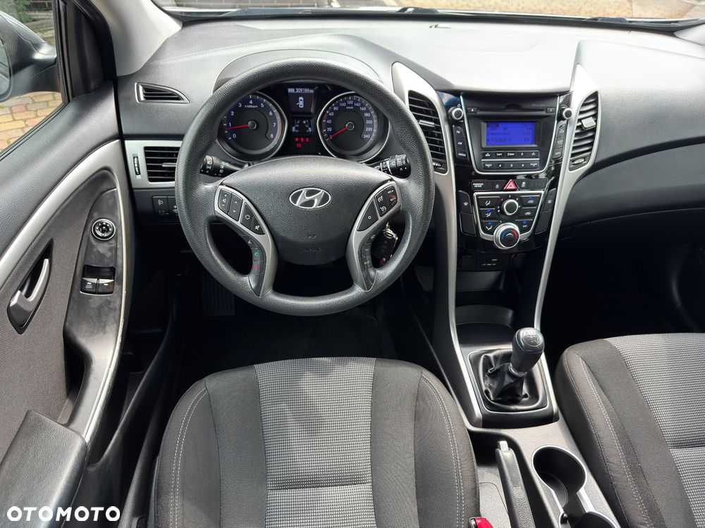 Hyundai i30 - 21