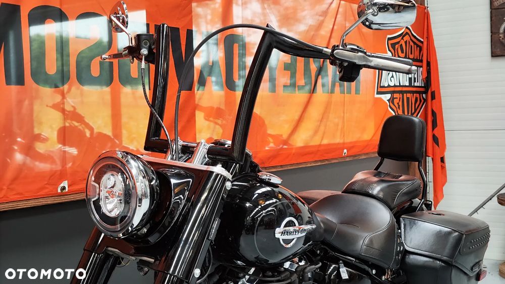 Harley-Davidson Softail Heritage Classic - 22