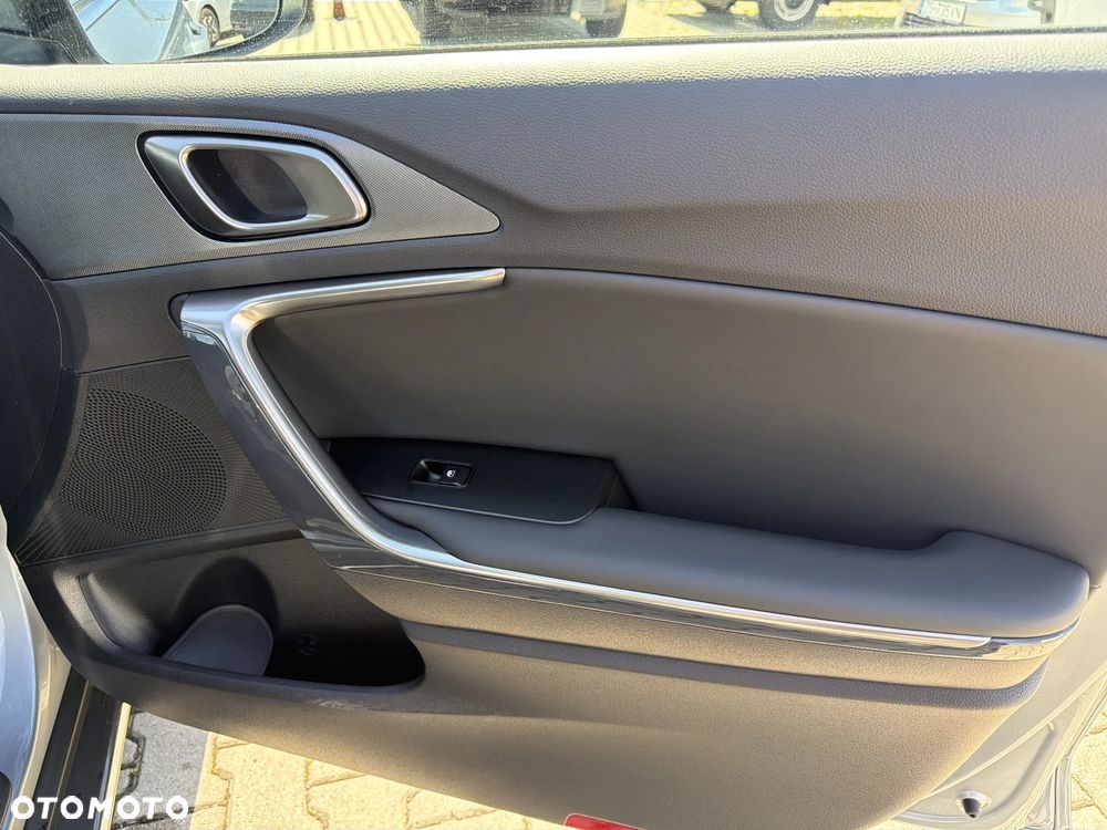 Kia XCeed 1.6 T-GDI L DCT - 22