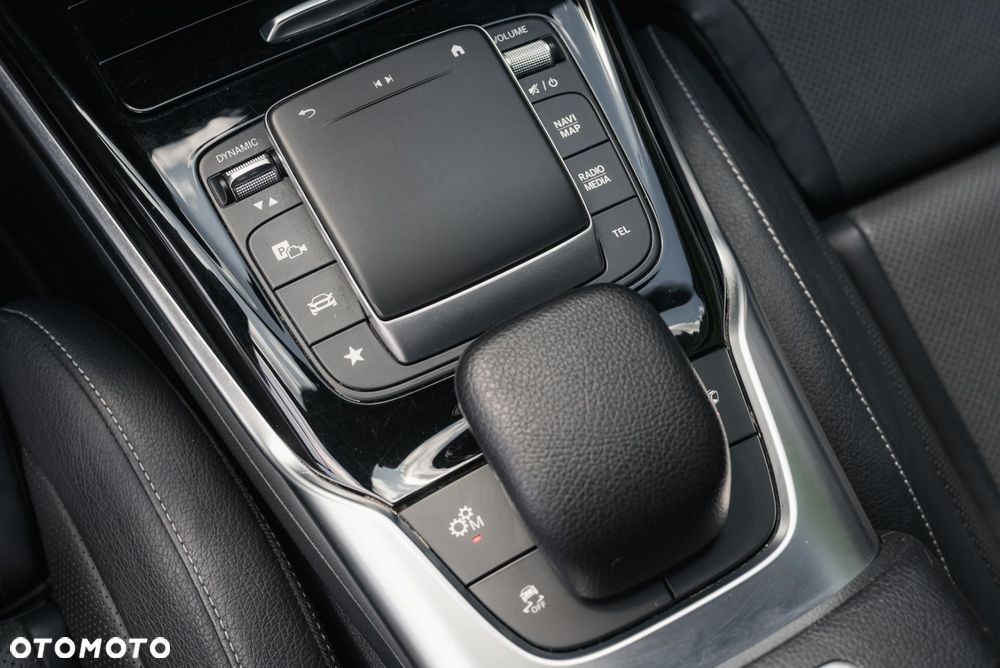 Mercedes-Benz Klasa A 45 S AMG 4-Matic 8G-DCT - 28