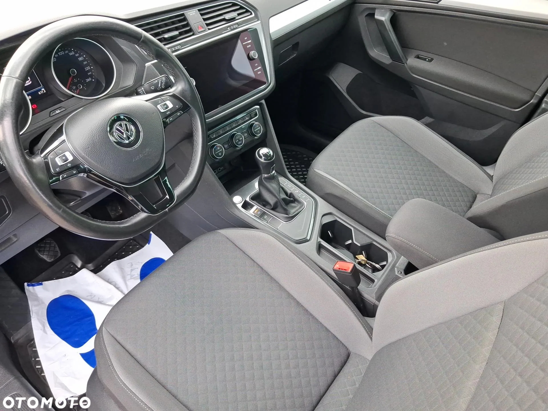 Volkswagen Tiguan 1.5 TSI EVO Comfortline - 9