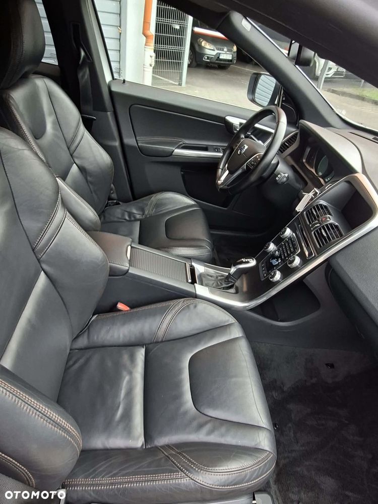 Volvo XC 60 D4 Geartronic Momentum - 7