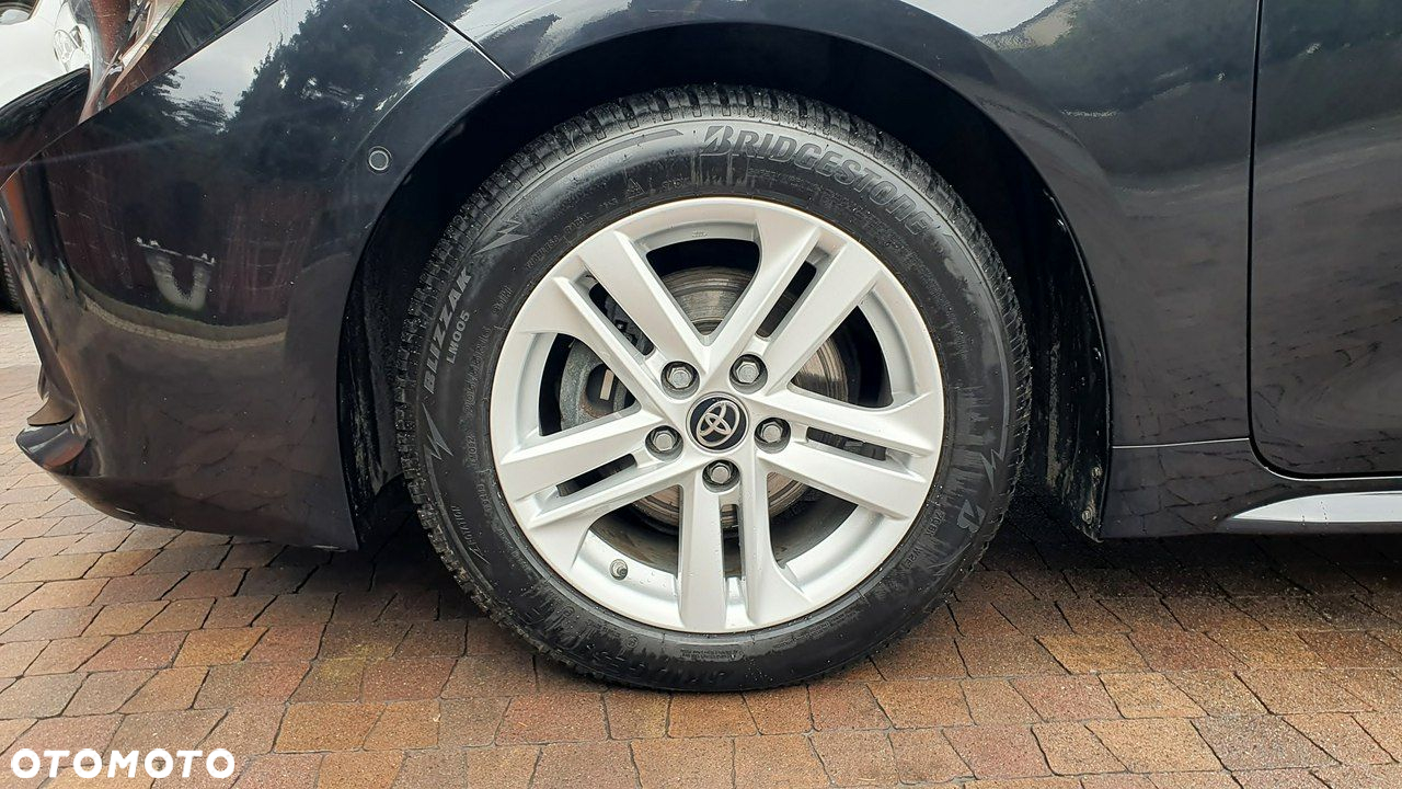 Toyota Corolla 1.8 Hybrid Comfort - 33