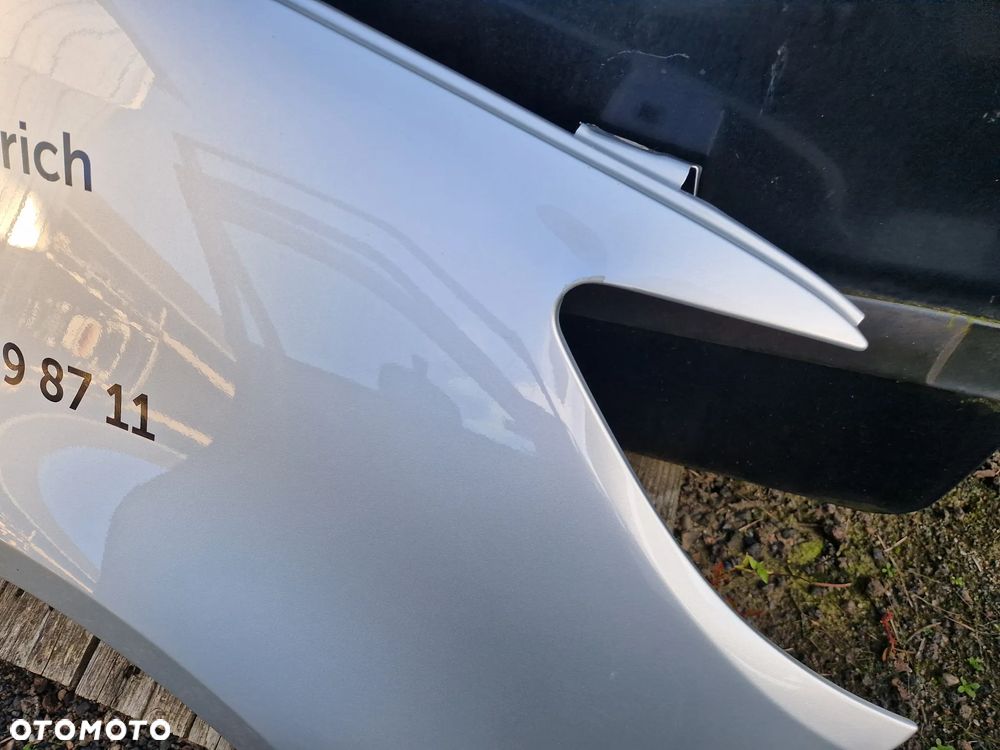 BŁOTNIK PRAWY MERCEDES SPRINTER 907 910 - 9