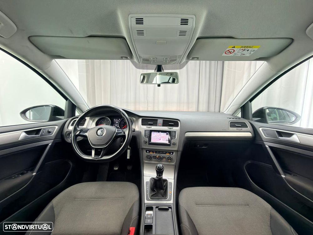 VW Golf 2.0 TDi Confortline - 10
