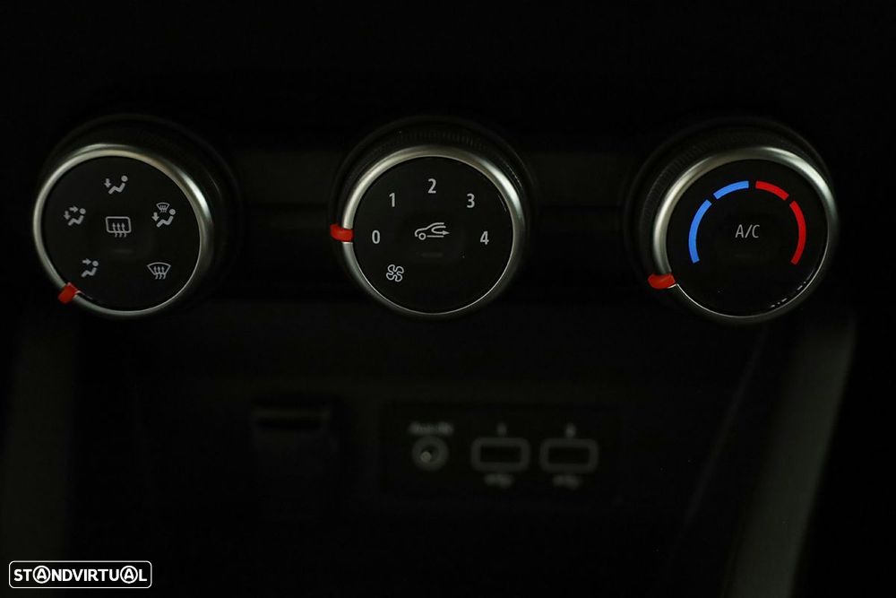 Renault Clio 1.0 TCe Evolution - 13