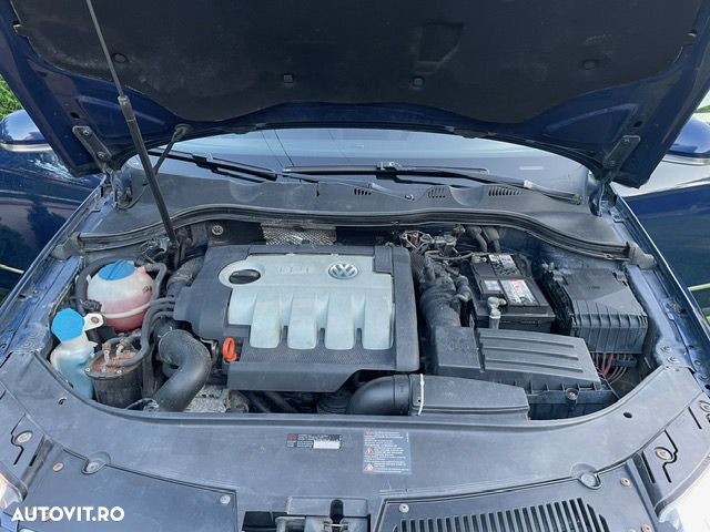 Volkswagen Passat 2.0 TDI 4Motion Trendline - 1