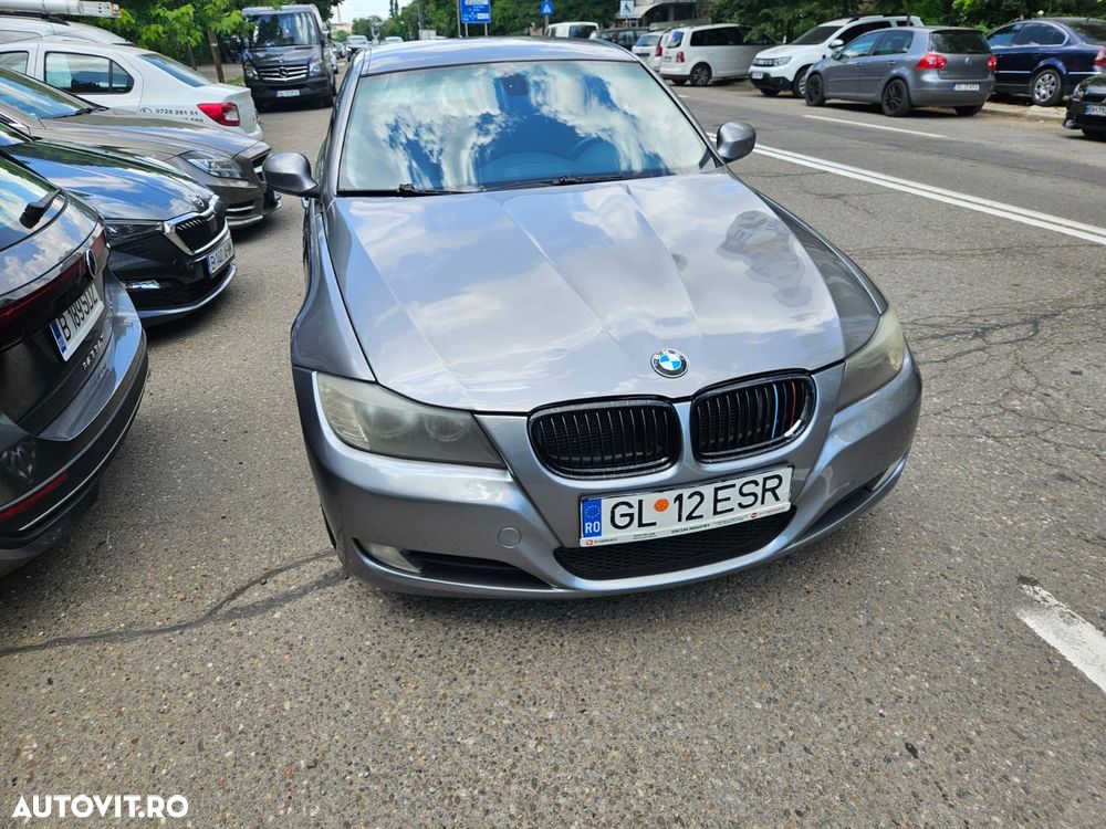 BMW Seria 3 318d DPF Aut. - 4