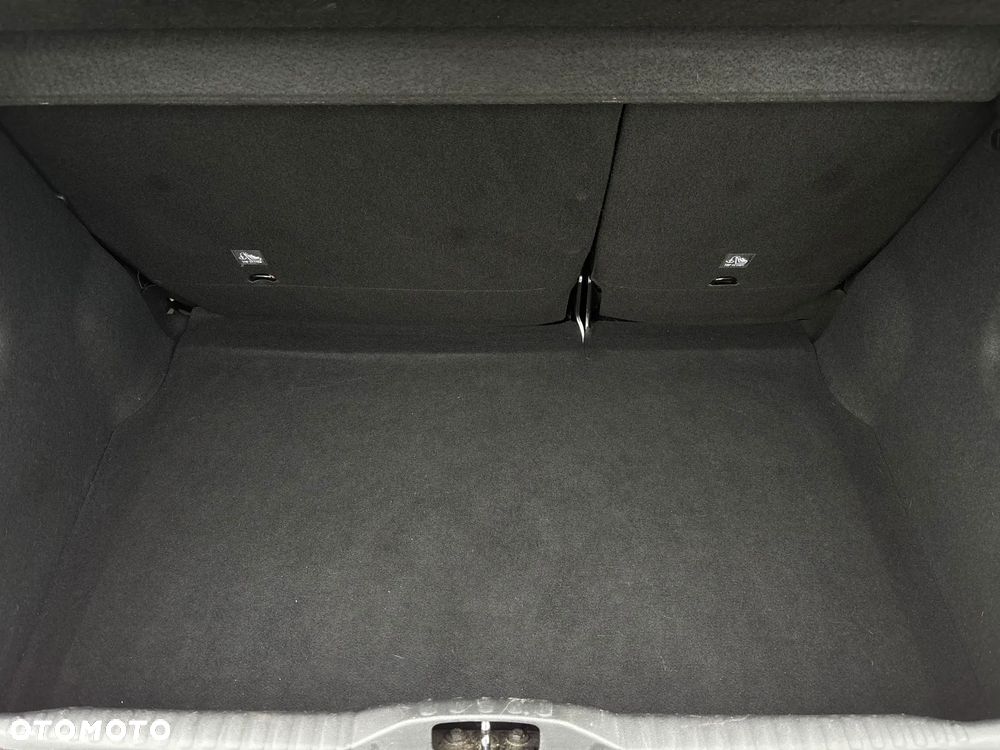 Citroën C3 1.2 PureTech Shine - 17