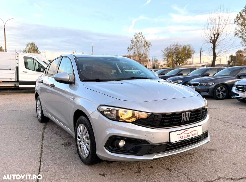 Fiat Tipo - 12