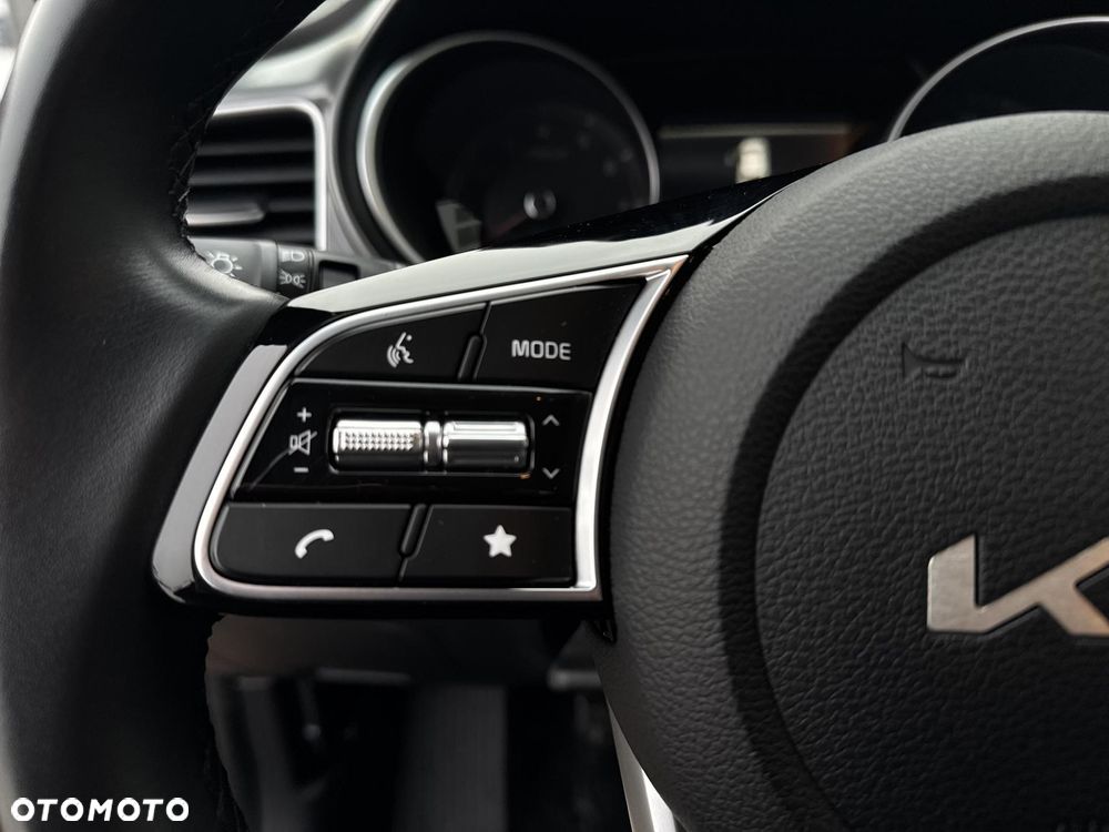 Kia Ceed 1.5 T-GDI M - 25