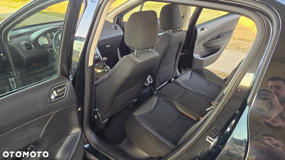 Peugeot 308 1.6 HDi Premium Plus - 28