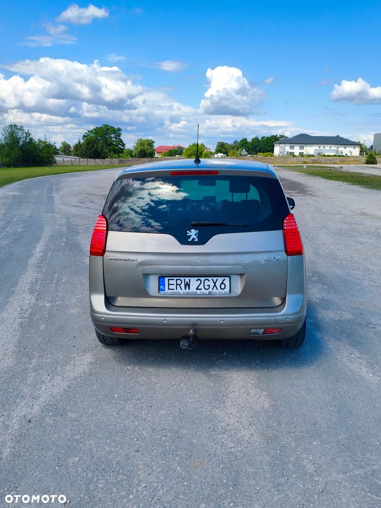 Peugeot 5008 1.6 Access 7os - 7