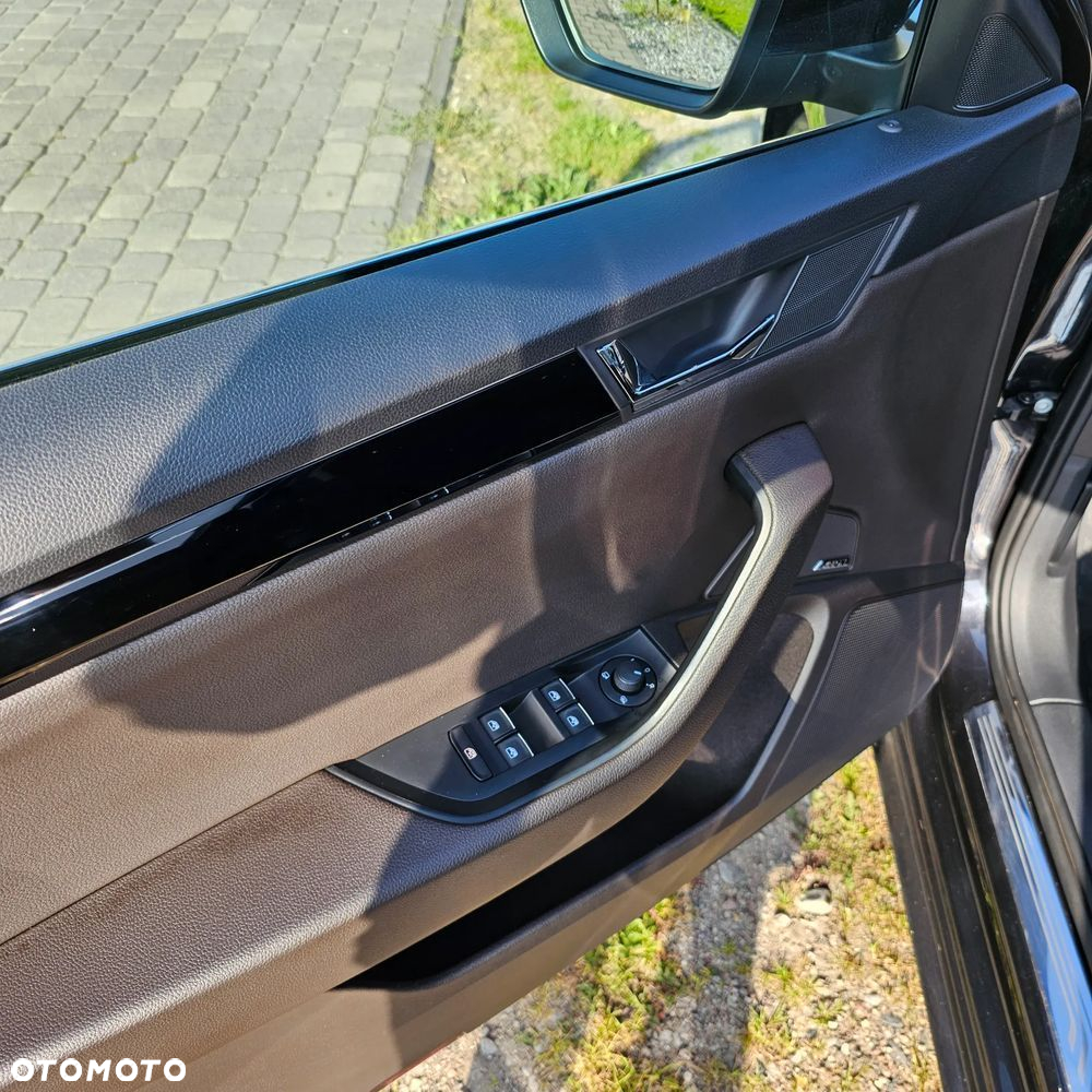 Skoda Superb 2.0 TDI SCR L&K DSG - 30
