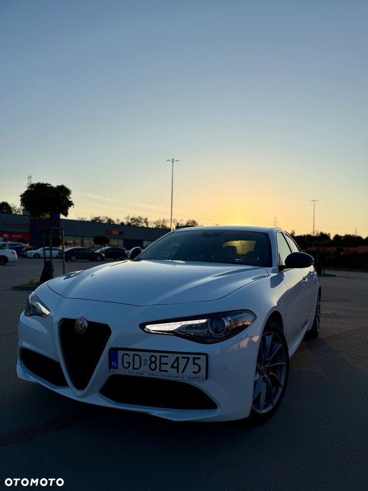 Alfa Romeo Giulia 2.0 Turbo B-Tech Edition - 6
