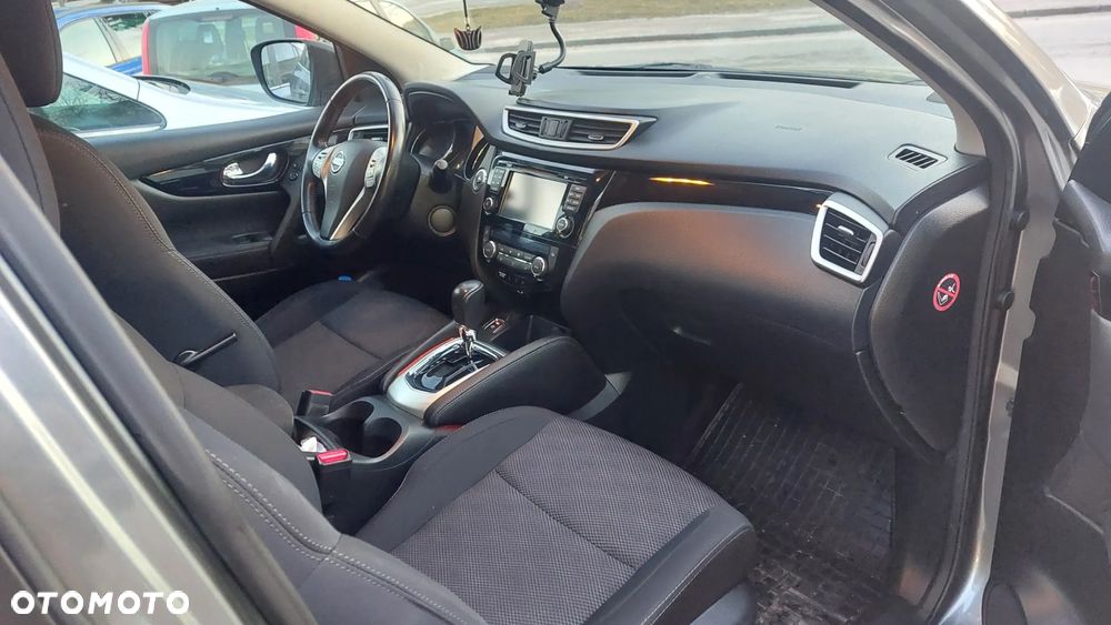 Nissan Qashqai 1.2 DIG-T Xtronic ACENTA - 12