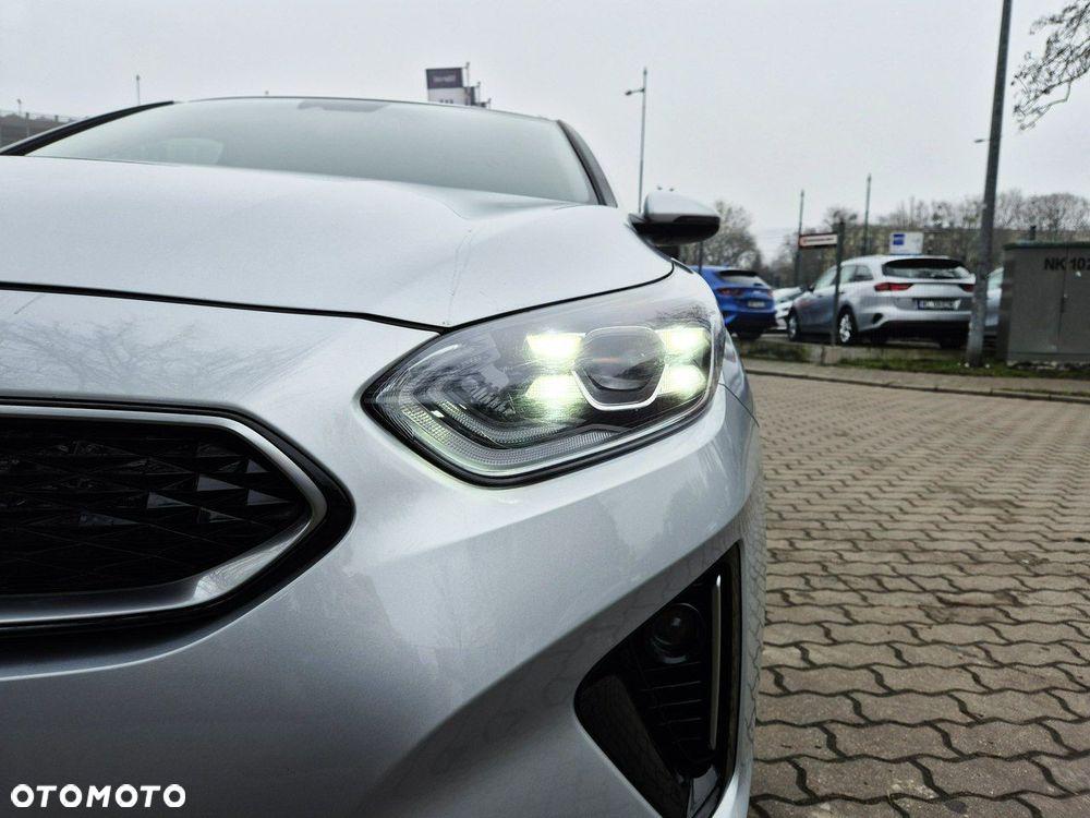 Kia Ceed 1.6 GDI PHEV L DCT - 20