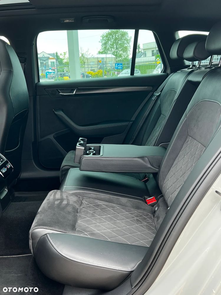 Skoda Superb 2.0 TDI SCR 4x4 Sportline DSG - 22