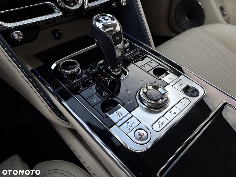 Bentley Flying Spur - 19