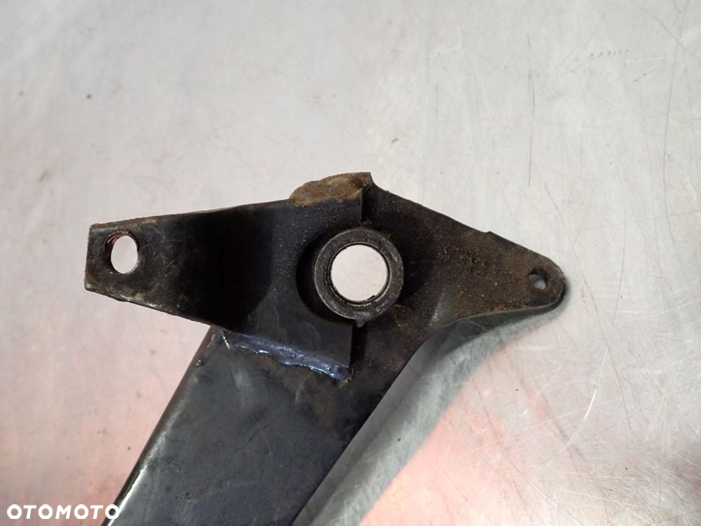 PEDAŁ SPRZĘGŁA VOLKSWAGEN T3 - 4