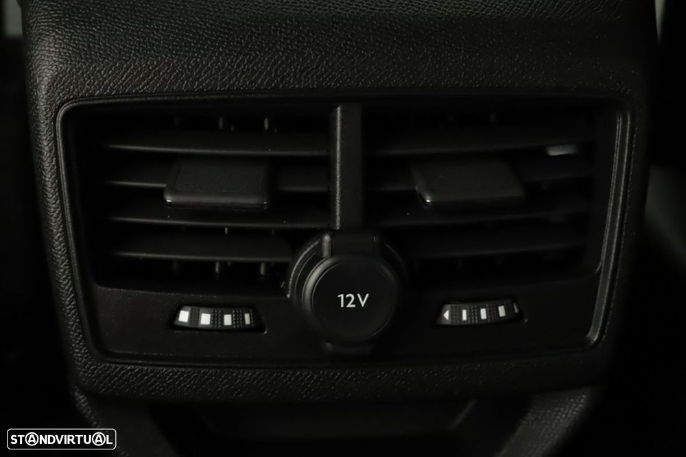 Peugeot 3008 1.2 Hybrid Allure Pack e-DCS6 - 24