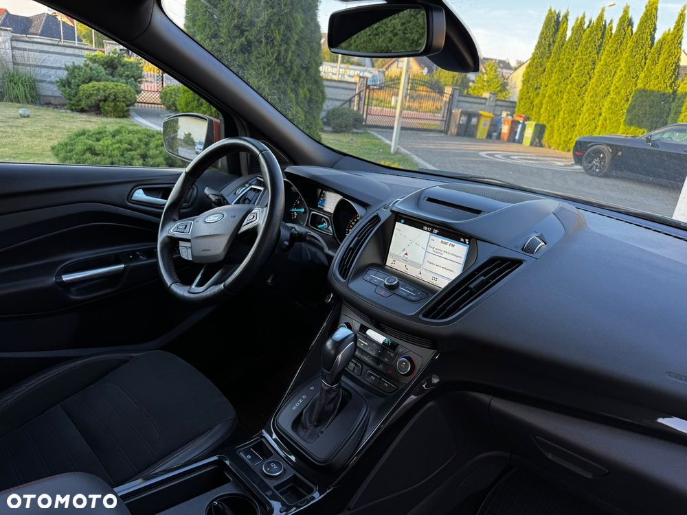 Ford Kuga 1.5 EcoBoost 4x4 ST-Line - 14