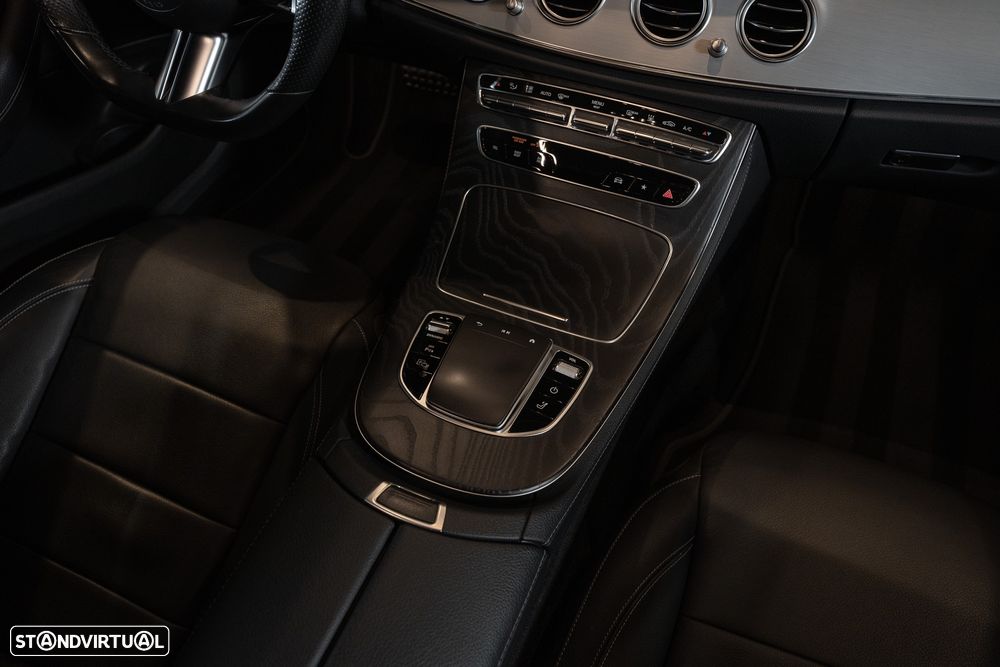 Mercedes-Benz E 300 e AMG Line - 18