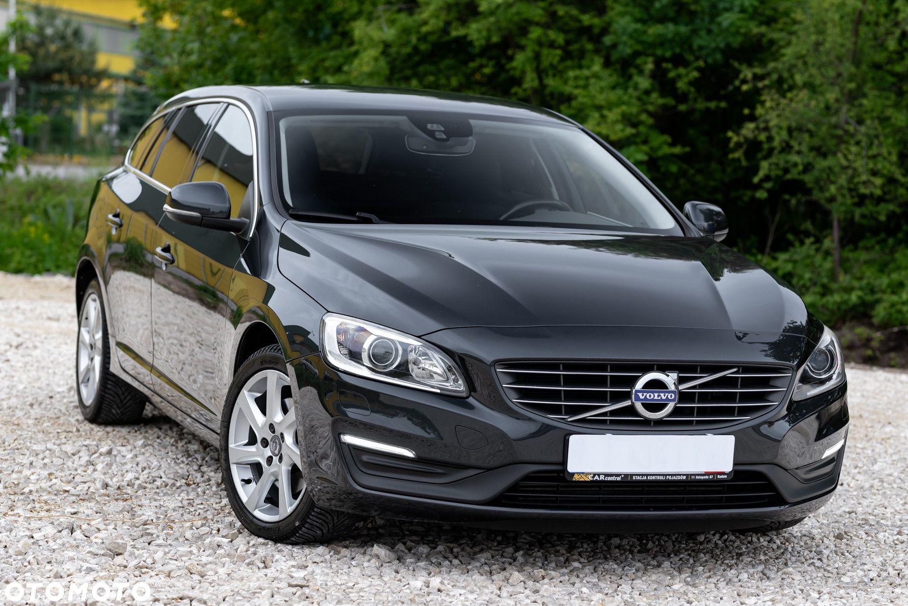 Volvo V60 D4 Geartronic Summum - 1
