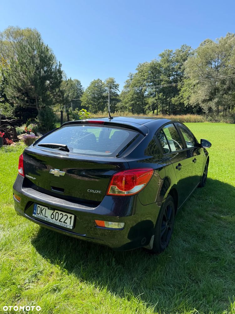 Chevrolet Cruze 1.8 LS+ - 2